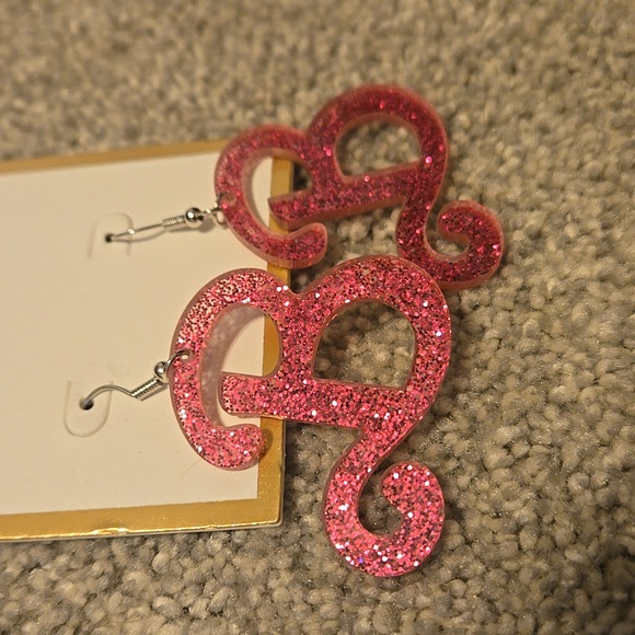 ZMNNOPPAB Pink B Earrings Barbie Looking - Picture 2 of 3